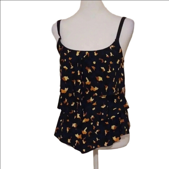 🌺New swimsuit top. - Picture 4 of 12